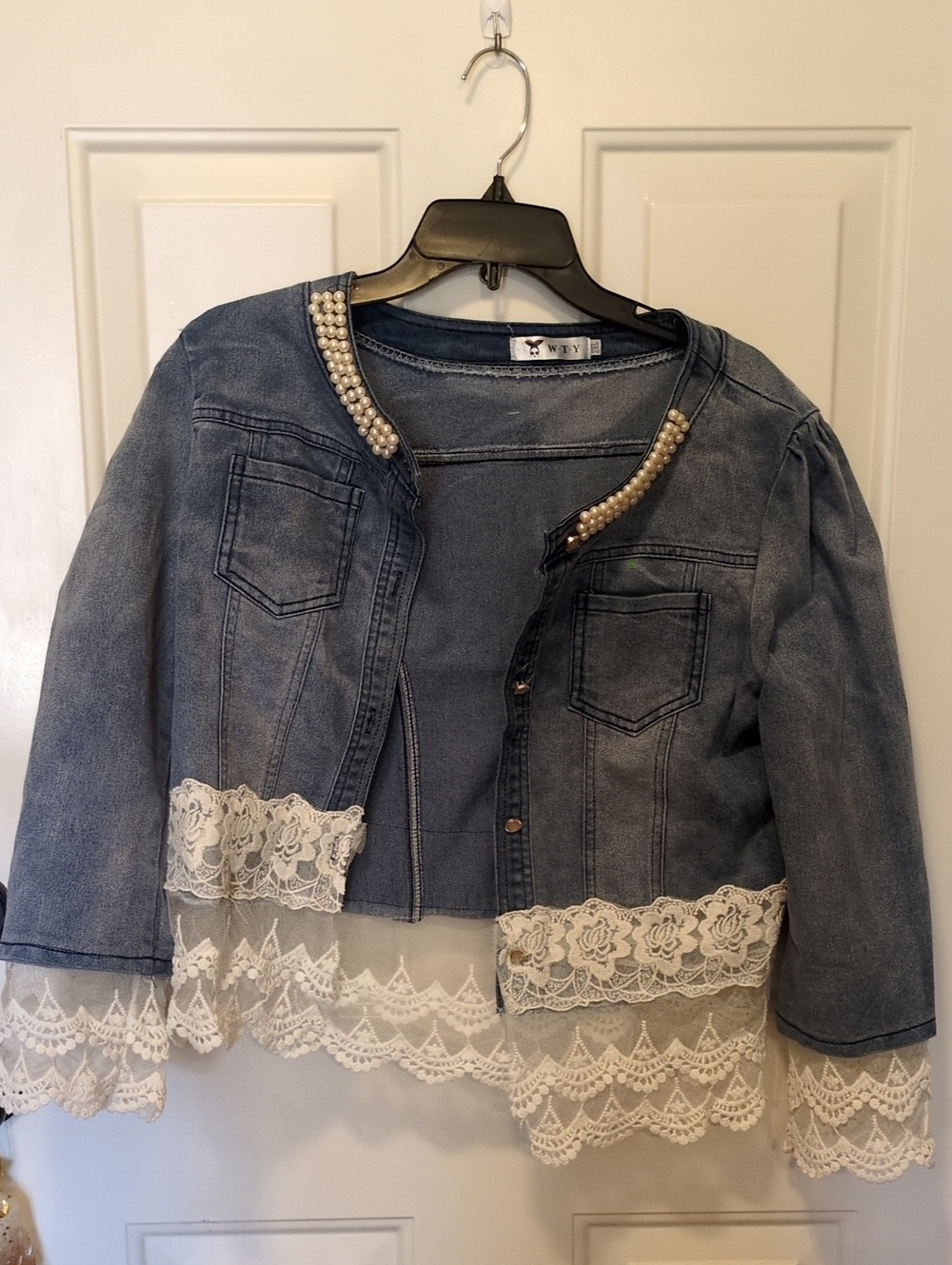 Women’s Denim Lace-Trim Jacket with Pearl Collar